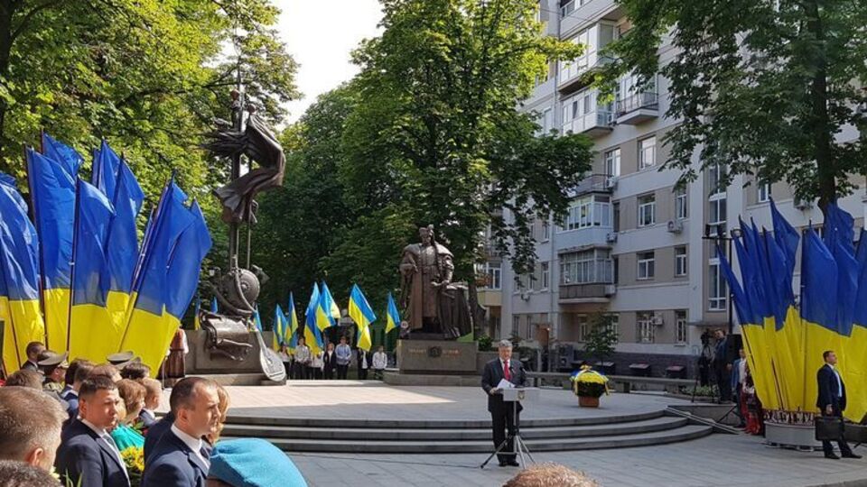 Порошенко: Треба якнайшвидше передати проект для розгляду народним депутатам