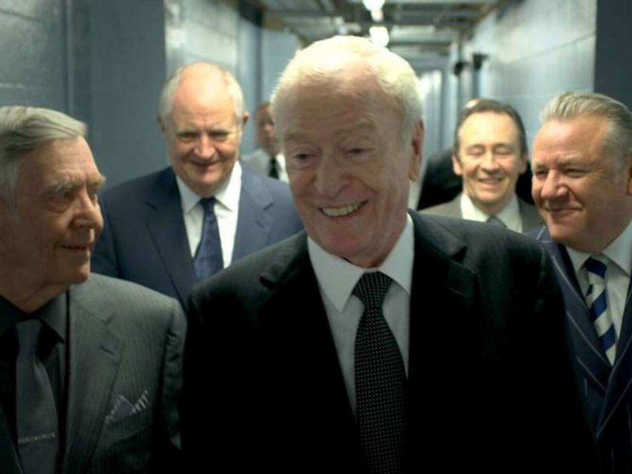 Стрічка розповідає про злочин, скоєний літніми людьми