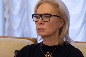 Денісову 28 червня не пустили до Сенцова