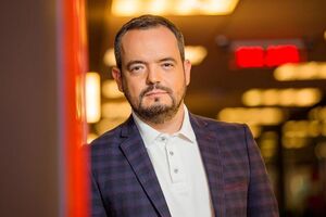 Голованов: Власники українських телеканалів, напевно, впливають на інформаційну політику