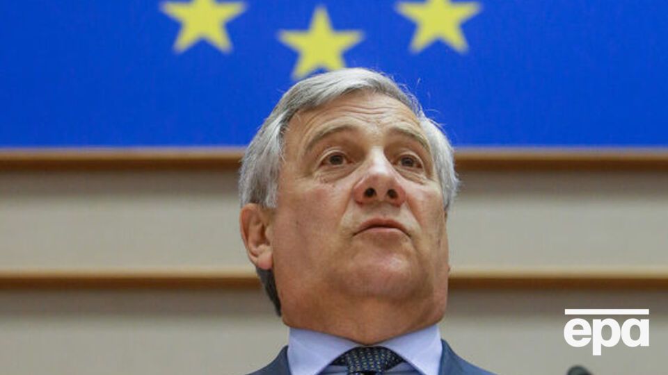 Таяни: Нельзя решить проблему миграции на национальном уровне