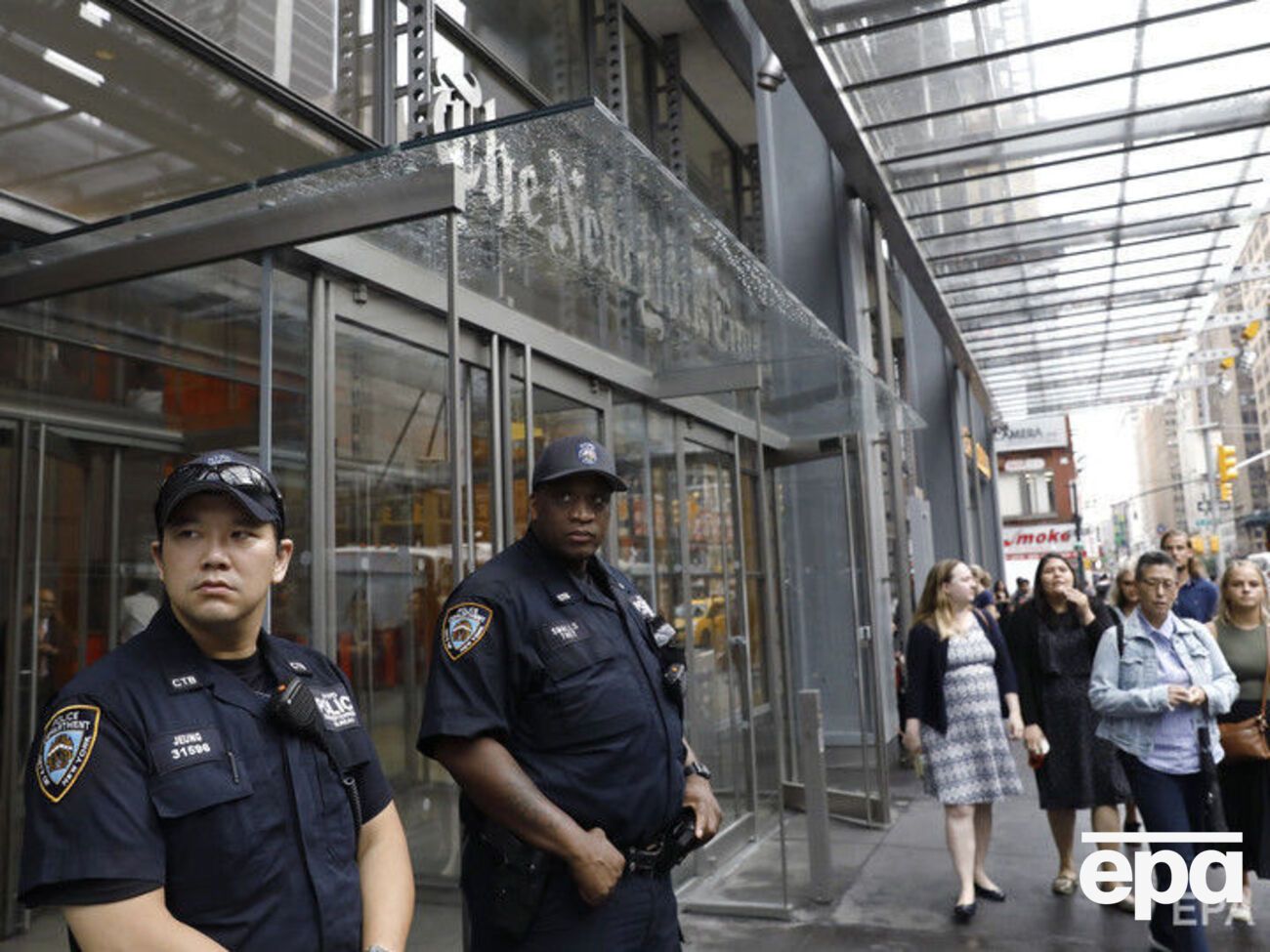 Полиция усилила охрану редакций других американских изданий