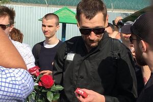 Олег Навальный дал первую пресс-конференцию на свободе