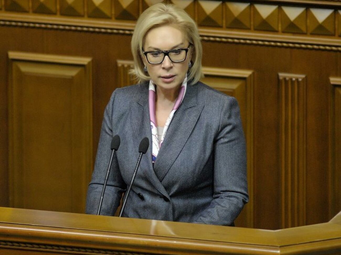 Денісова: Україна прагне звільнити політв'язнів шляхом політичних домовленостей