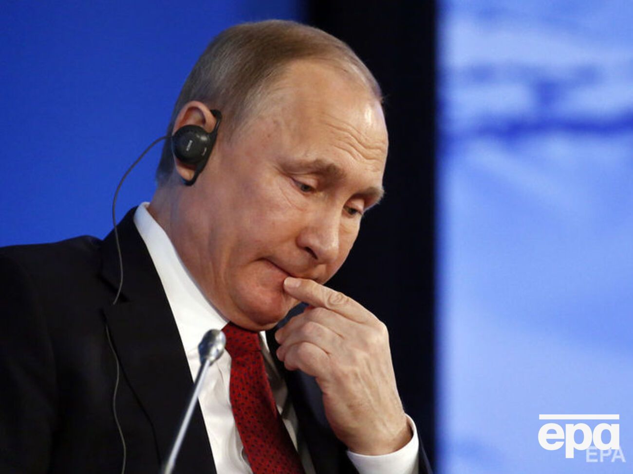 Рейтинг Путина падает