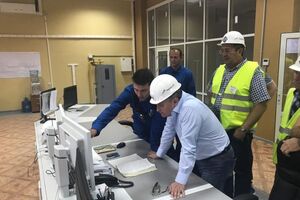 Російські чиновники інспектували електростанції, які будують в окупованому Криму