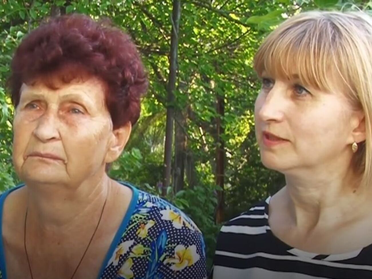 Сенцова (ліворуч): Пане Порошенко, до вас звертаються матері ваших громадян