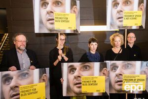 Сенцов содержится в российском Лабытнанги