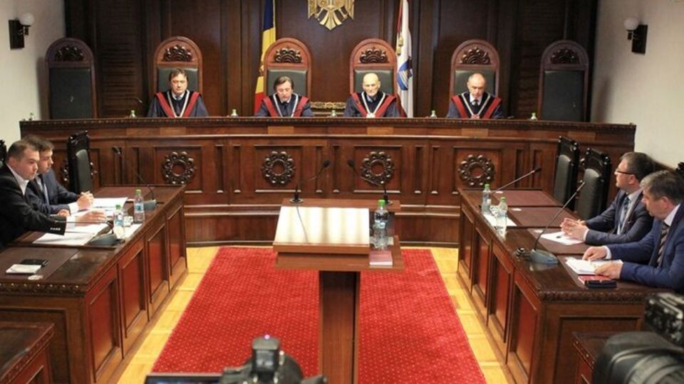 Конституционный суд Молдовы огласил решение по делу о статусе русского языка