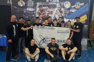 Шибаєв (ліворуч) визнав, що його бійці, можливо, "переборщили" з фарбами