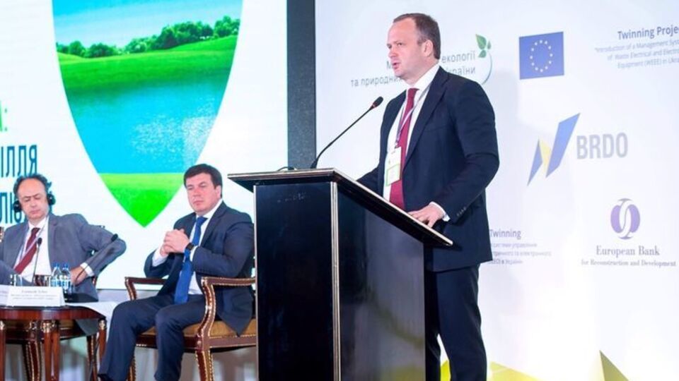 Семерак: Непродумана політика управління відходами, яку ми успадкували від Радянського Союзу, призвела до появи тисяч звалищ