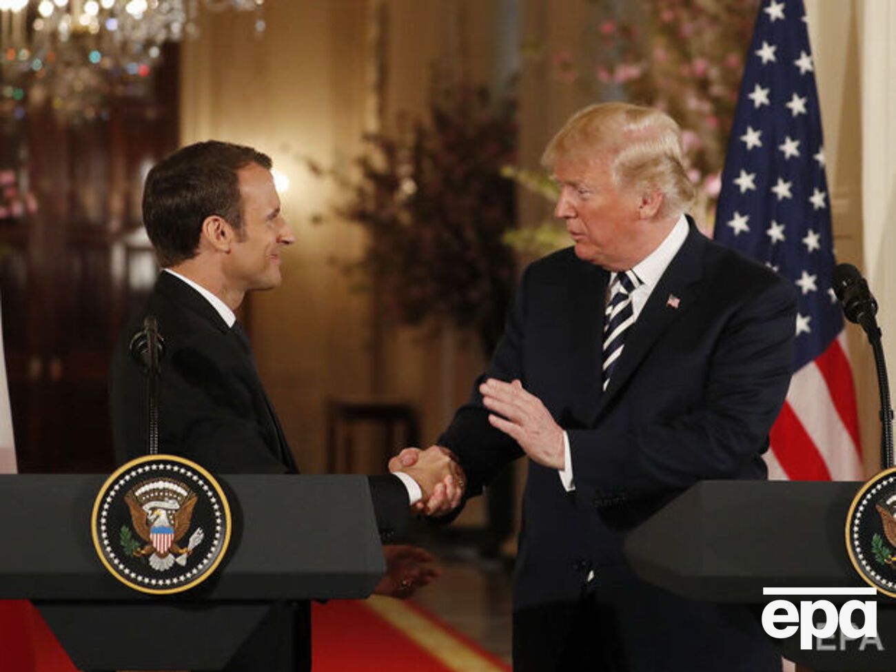 Трампа возмутила критика со стороны Макрона
