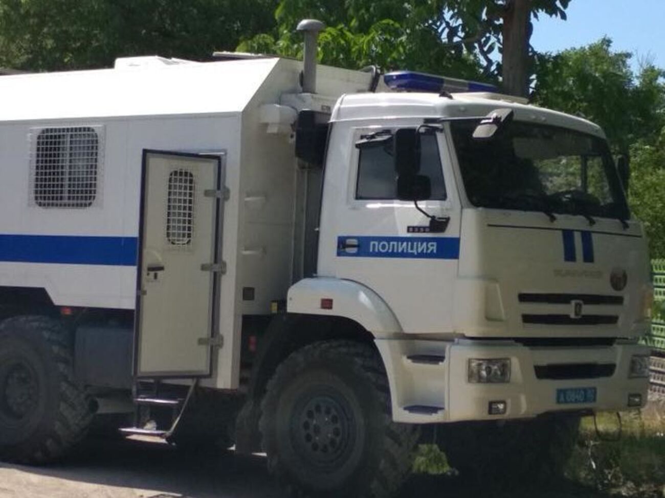 Российские силовые ведомства официальной информации об обысках пока не предоставляли