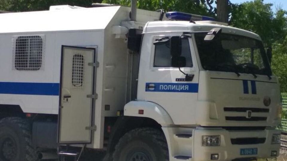 Российские силовые ведомства официальной информации об обысках пока не предоставляли