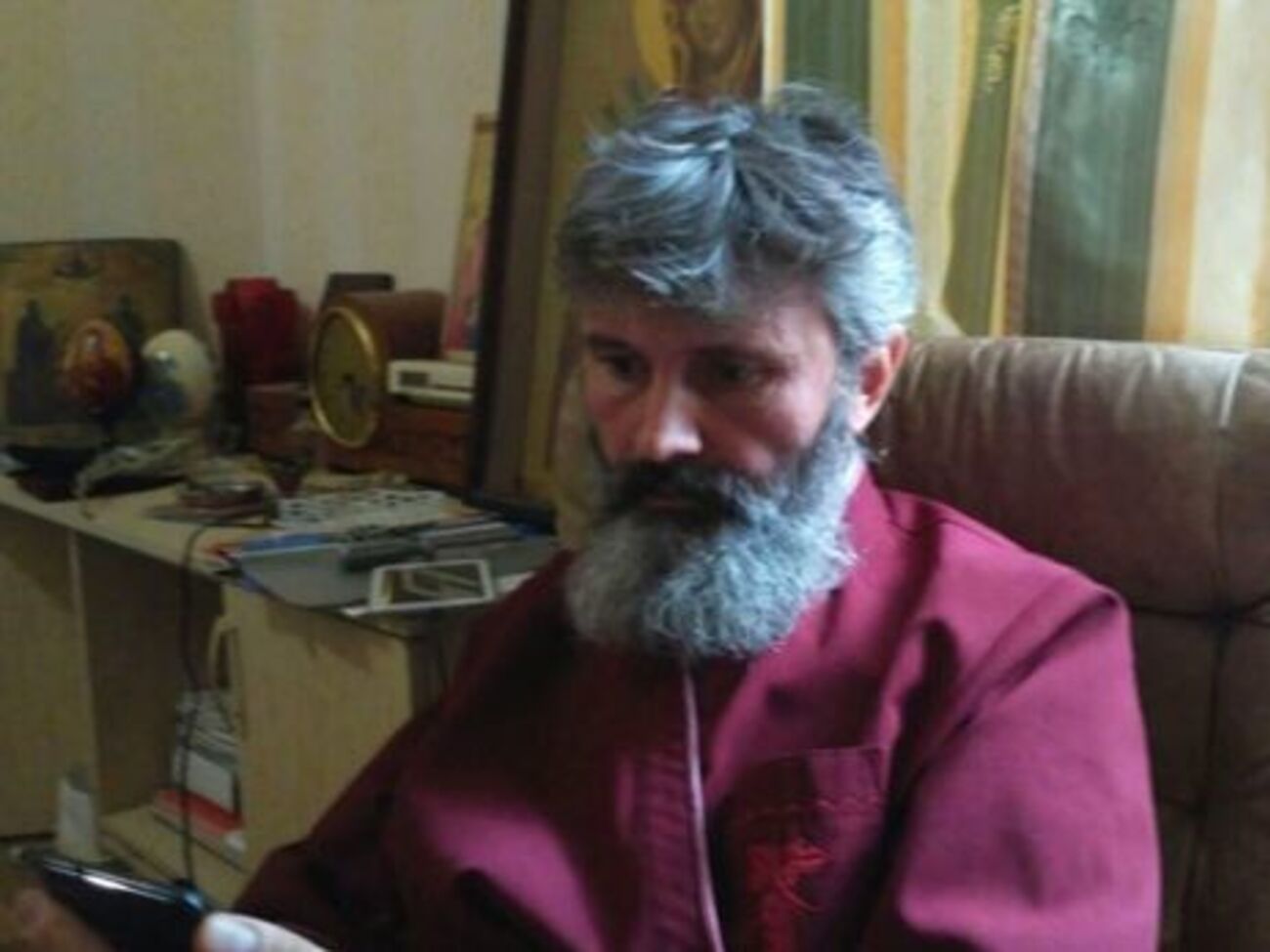 Архиепископ Климент не смог встретиться с Сенцовым