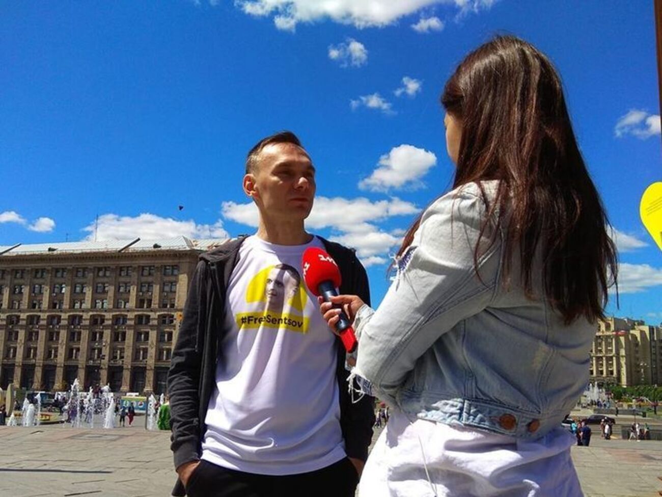 Куров передав звернення Сенцова представникам G7 в посольстві Канади в Україні