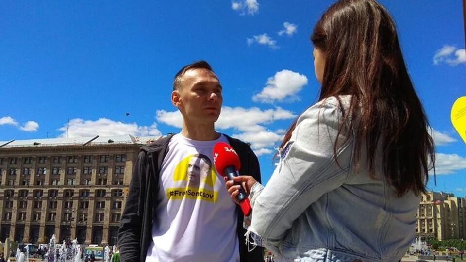 Куров передав звернення Сенцова представникам G7 в посольстві Канади в Україні