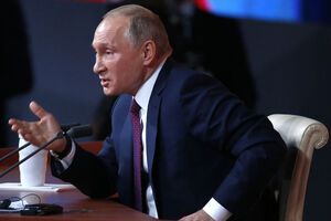 Український режисер назвав Путіна "кривавим карликом"