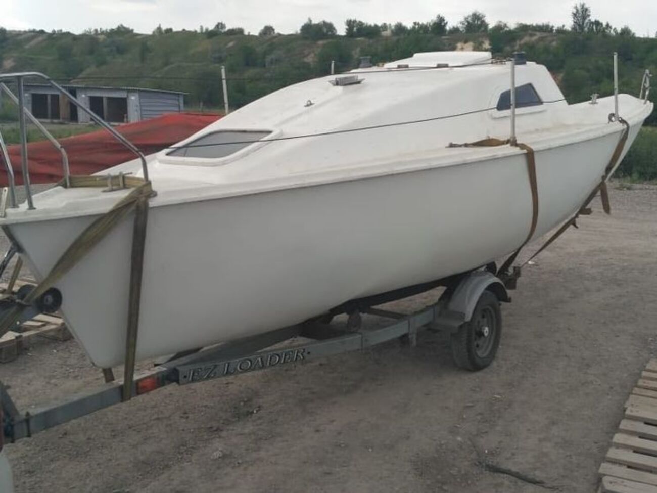 Яхту передали фискальной службе