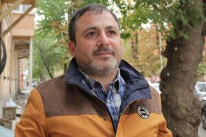 Адвокат Мамбетов переконаний, що затриманого Рустамова, найімовірніше, обвинуватять у незаконному зберіганні зброї