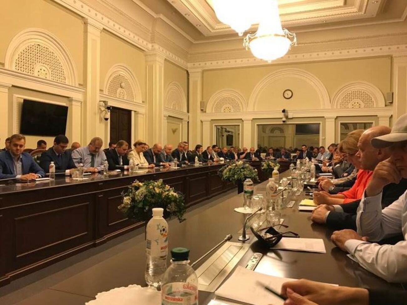 Порошенко провів зустріч із фракцією БПП