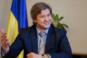 Данилюка відправили у відставку