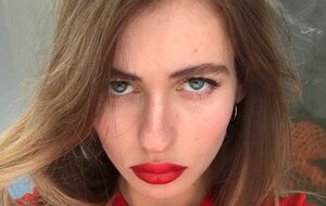 Луна ответила на пост мужа