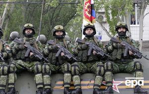 Бойовики в Луганській області обстріляли мікроавтобус