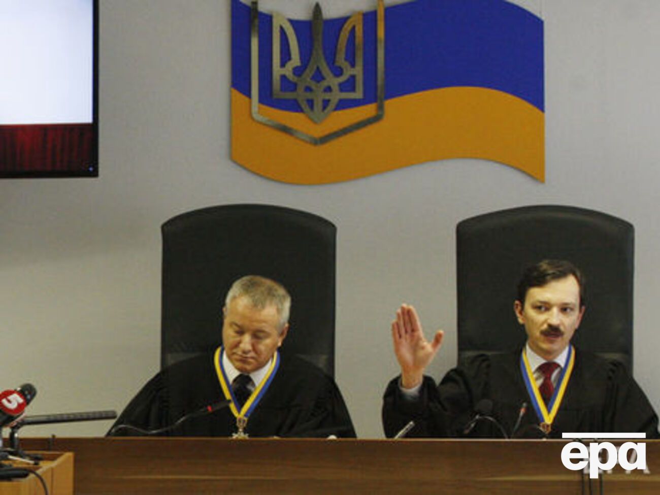 В Оболонском суде Киева рассматривают дело по&nbsp;обвинению Януковича в госизмене