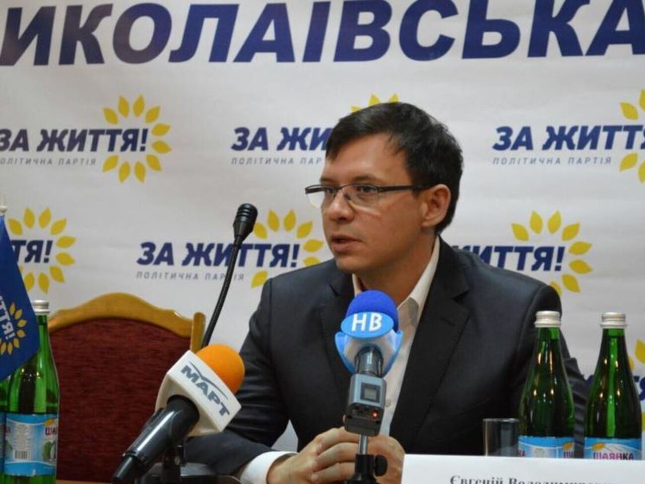 Мураев заявил, что Сенцов для части населения является террористом