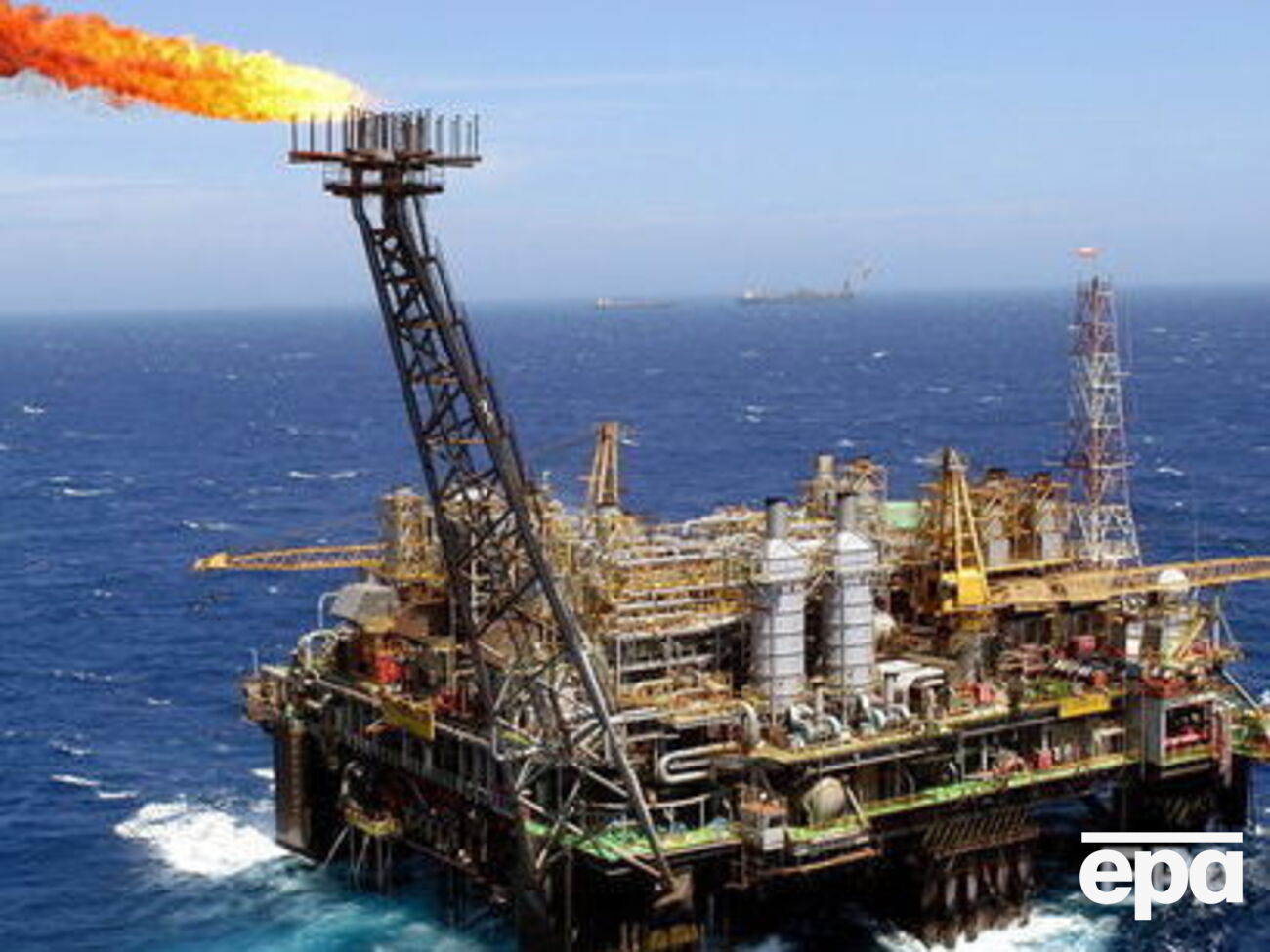 Эр-Рияд планирует наращивать добычу нефти в июне, отмечает&nbsp;The Wall Street Journal