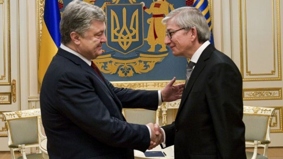 Порошенко зустрівся з Чолієм