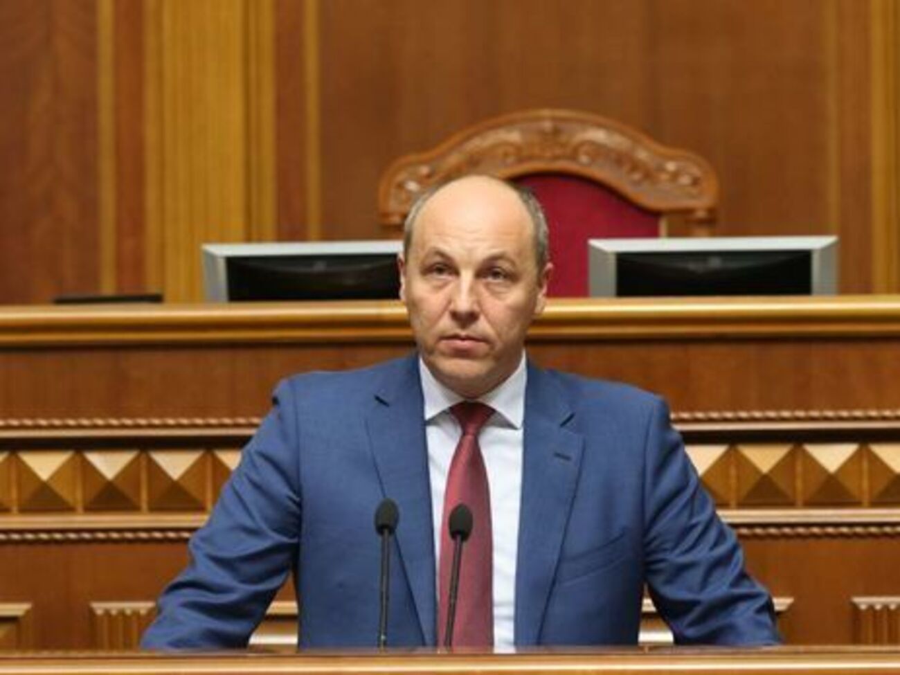 Парубий подписал закон во время совместного брифинга с председателями парламентов Грузии и Молдовы