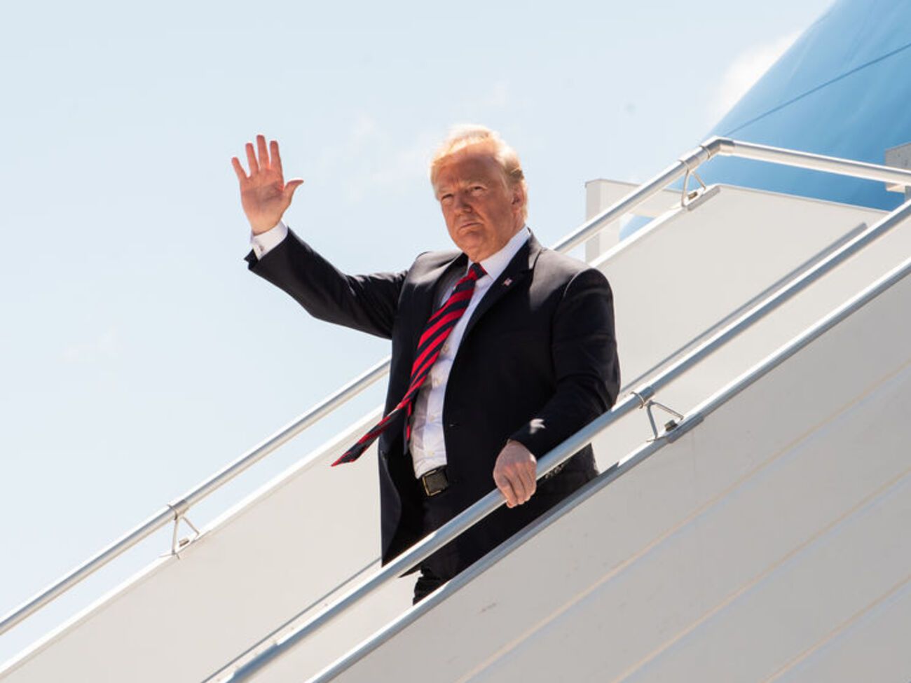 Трамп заявив, що не вчинив би, як попередник