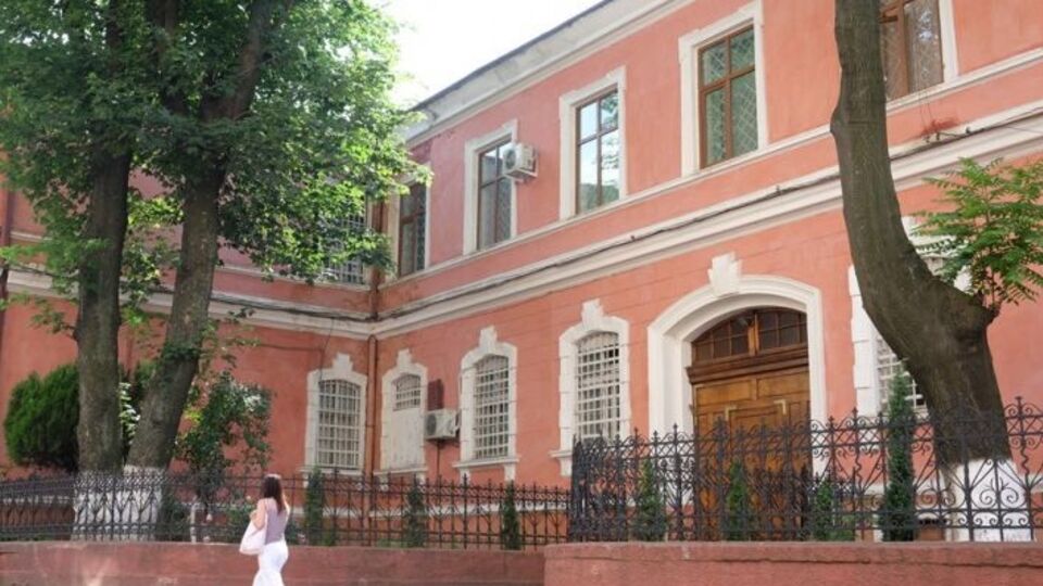 Близкие арестованных требуют от администрации предоставить им свидания