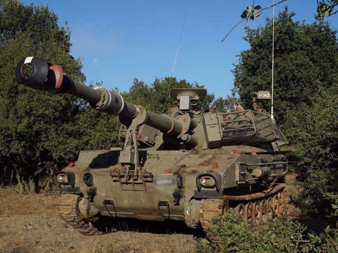 Танки ввели через загострення в районі кордону