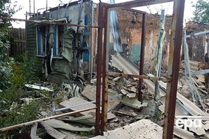 Бойовики вночі обстріляли Зайцеве. Фоторепортаж