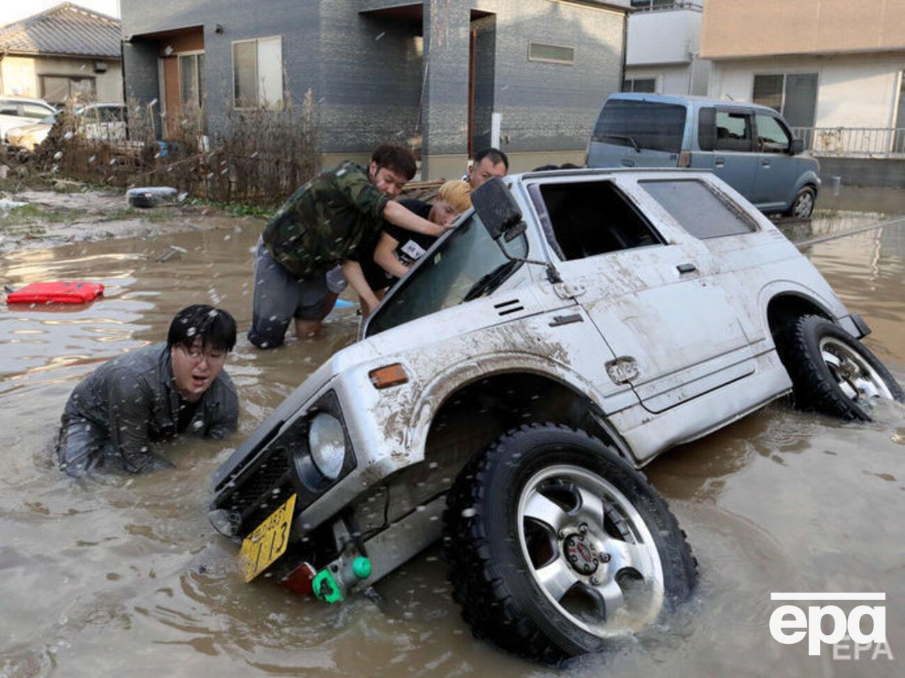 В Японии ликвидируют последствия стихии