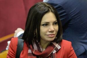 Сюмар сказала, что в Раде хотят улучшить условия для прессы