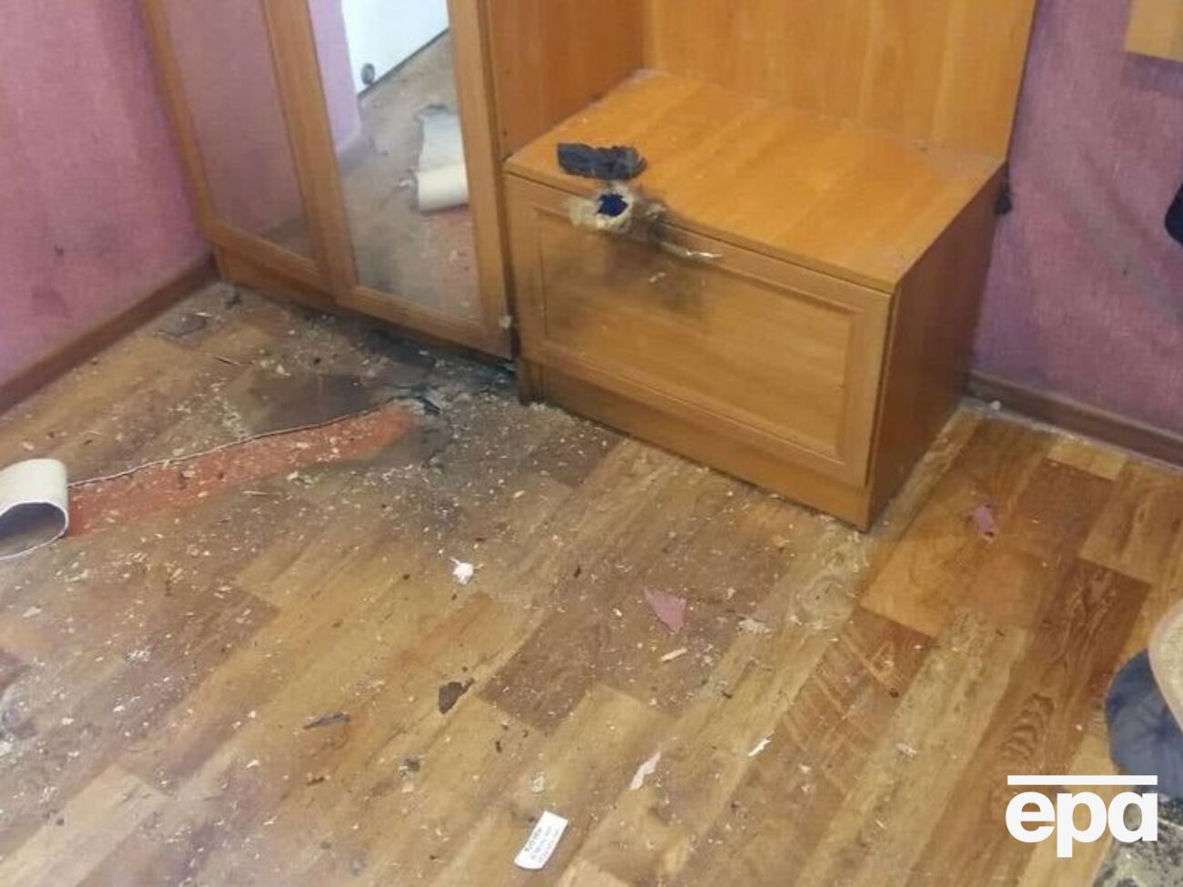 Унаслідок обстрілу постраждав будинок у центрі селища Золоте-4