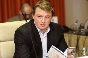 Какую работу Вукоевичу хочет предложить Павелко? Или ему, когда злобный УЕФА забрал кубок и отдал его Роналду, теперь не с кем фоткаться?