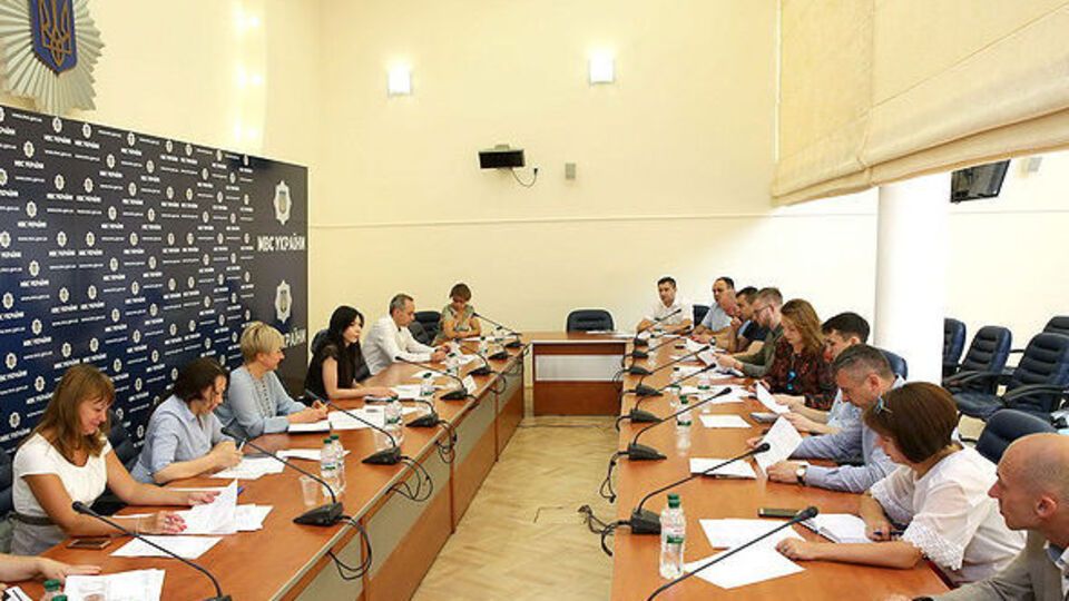 Во время первого заседания рабочей группы стало известно, что Совет Европы запускает в Украине проект по защите национальных меньшинств