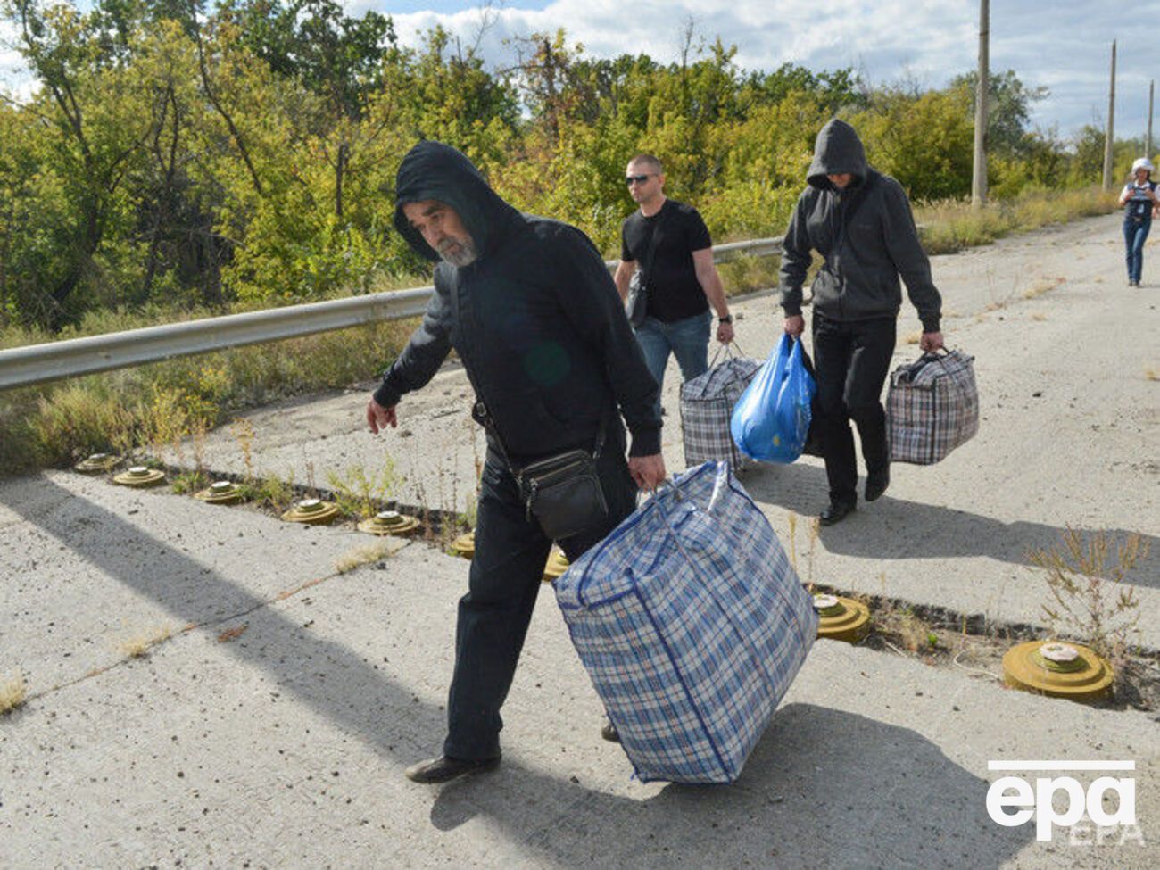 Правозащитники говорят, что переселенцев больше не будут проверять