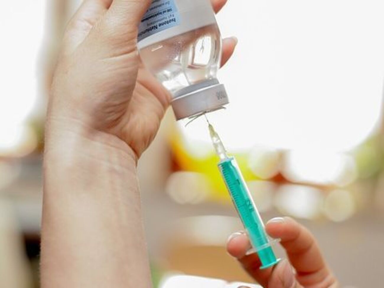 Єдиним способом профілактики від кору є вакцинація