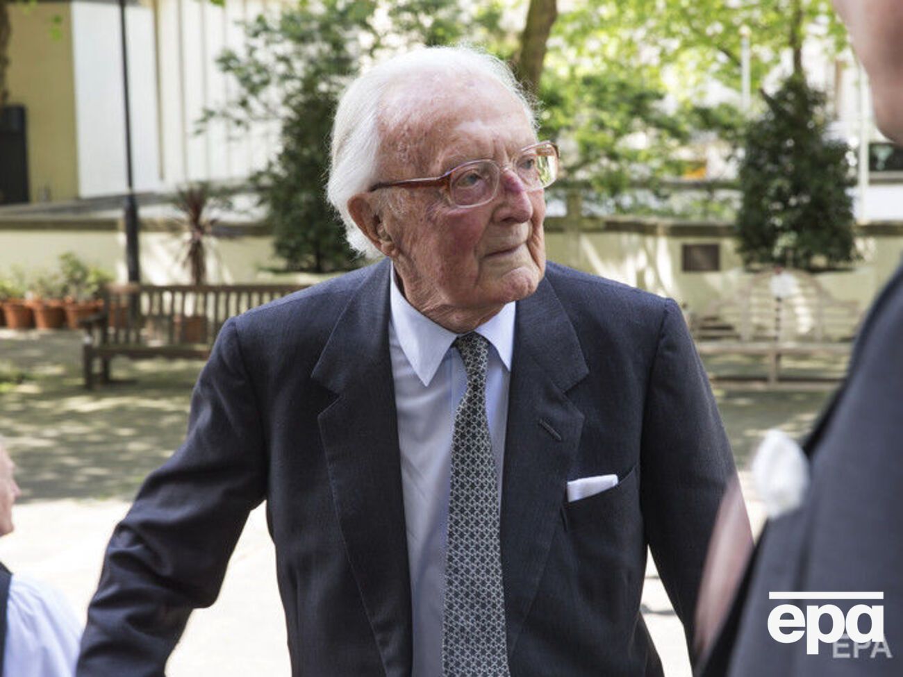 Ушел из жизни британский политик Каррингтон, работавший еще с Черчиллем