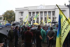 Акція автомобілістів у центрі Києва буде безстроковою, заявили в "Авто Євро Силі"