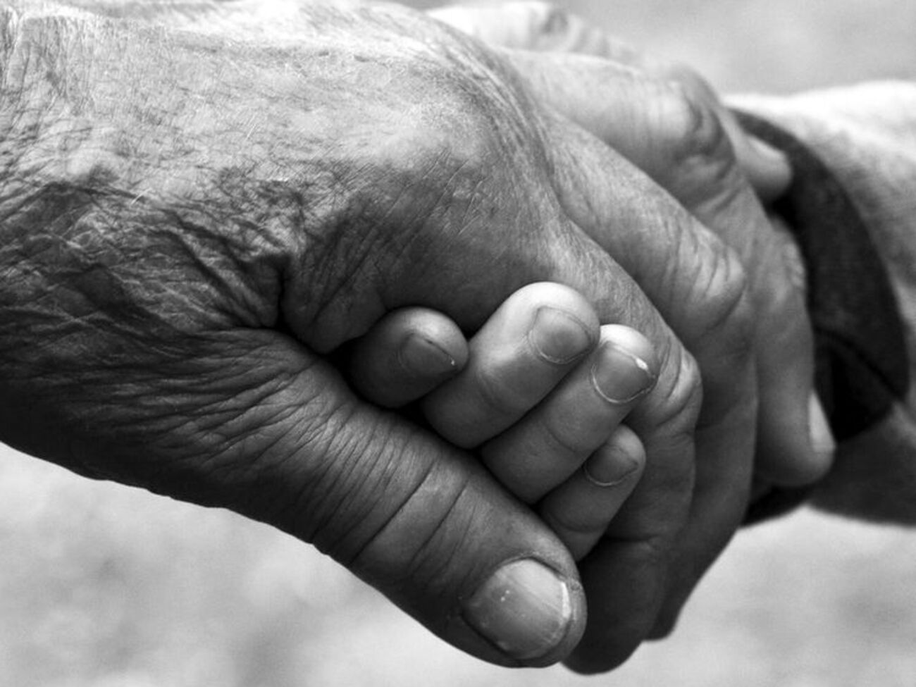 По последним данным ЦРУ, ожидаемая продолжительность жизни по миру составляет 66, 57 года