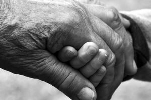 По последним данным ЦРУ, ожидаемая продолжительность жизни по миру составляет 66, 57 года