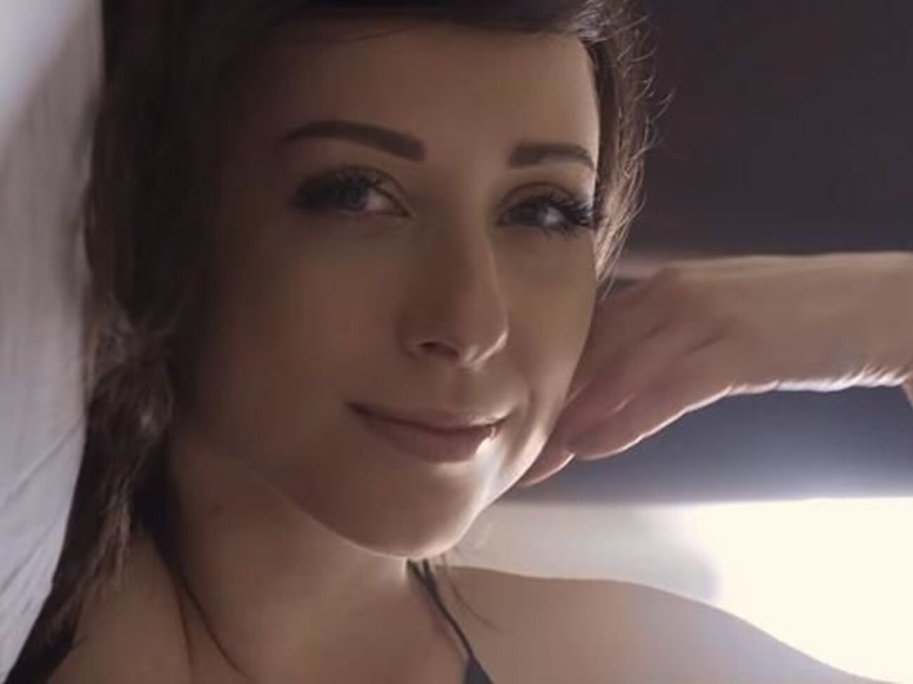 Матвиенко позирует в постели