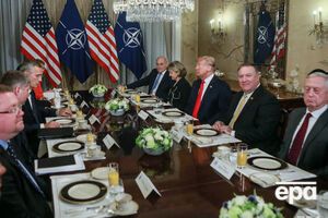 Столтенберг и Трамп провели рабочий завтрак в Брюсселе